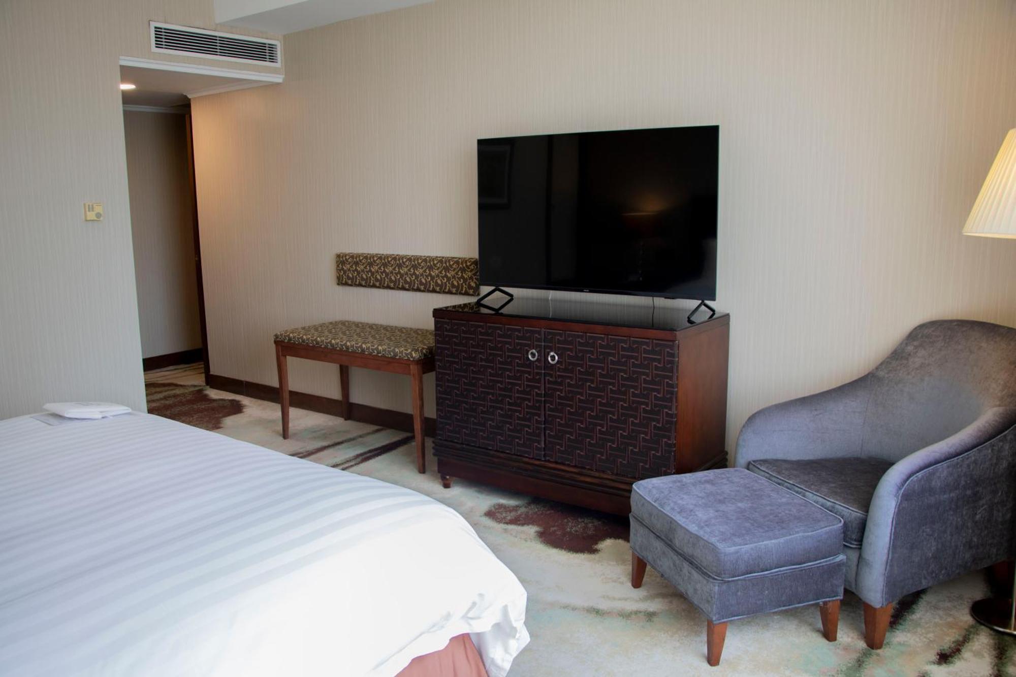 Premier Family Suite